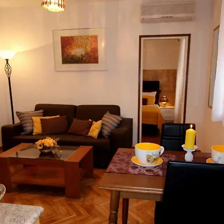 Vila Renipol Adults Only Sutivan