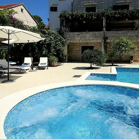 Villa Renipol Adults Only *