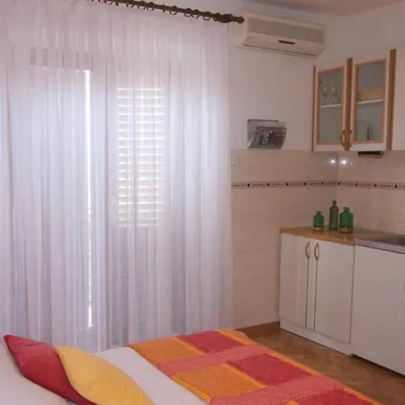 Vila Renipol Adults Only