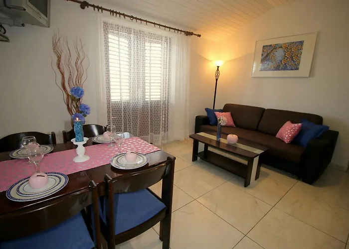 Villa Renipol Adults Only Sutivan