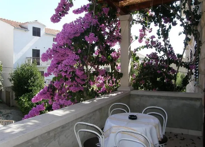 Renipol Adults Only Villa