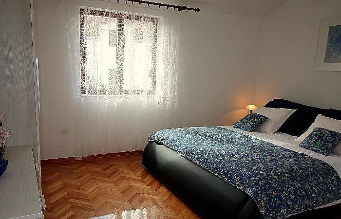 Villa Renipol Adults Only Sutivan